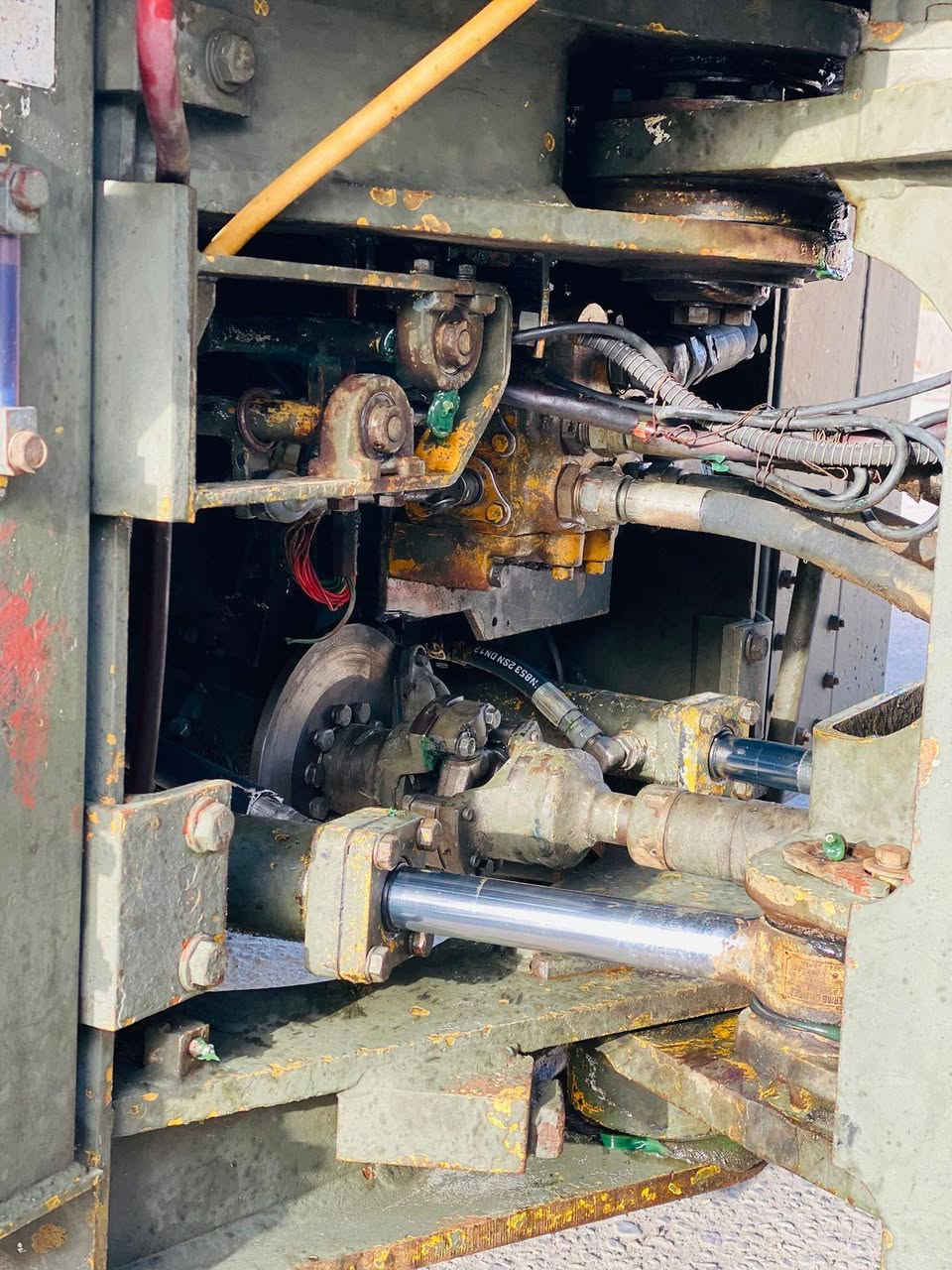 رقم نجف بسمي 
كير كهرباء 
مكينه ازوزه 
بريك خارجي 
تبريد تدفئ
عنوانه كربلاء 
***********
***********
