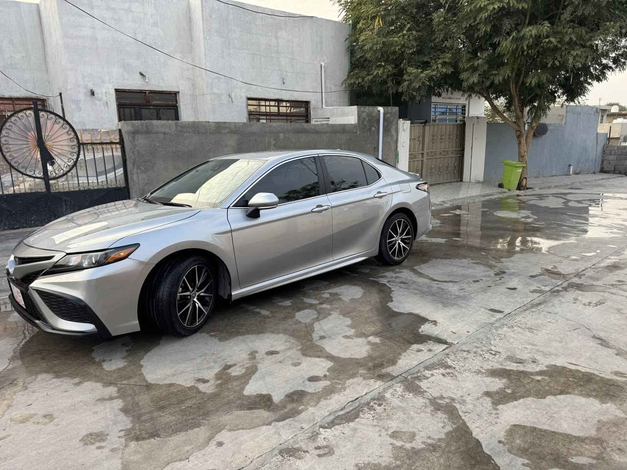 تحية طيبة
سلامُ عليكم
 كامري وارد امريكي فئة Se
موديل  2023
ماشية 32 الف 
ضرر / ربع بنيد بدون دواخل بدون ايرباك 
سيارة جديدة رقم سليمانية بسمي وكالة تحويل حاضر 
وسونر منزلة ب منشور 
السعر 225 
العنوان ديالى خانقين 
موبايل ***********
