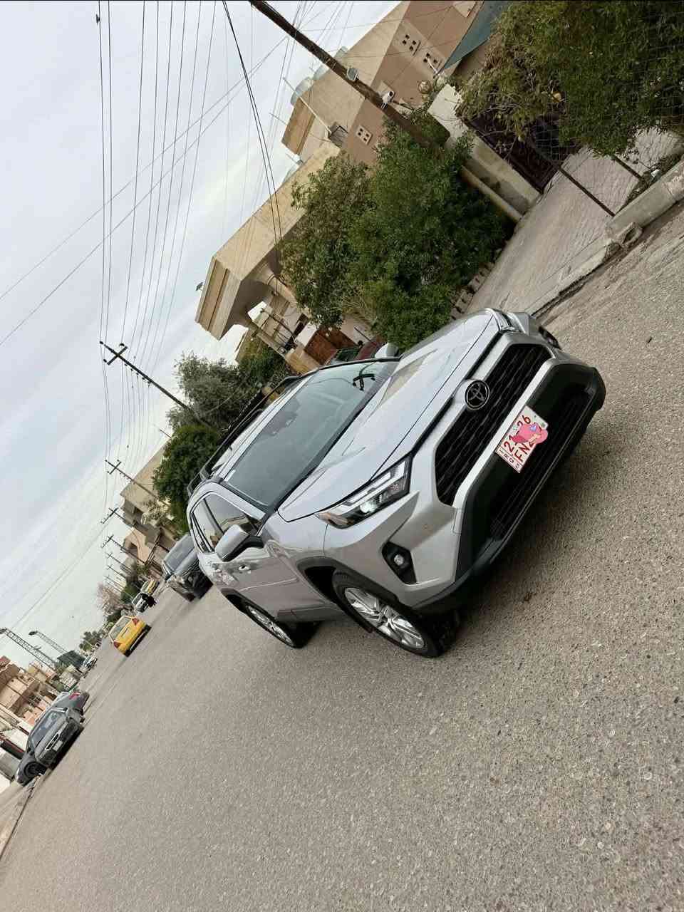 راف فور 2025 وارد أمريكي 🇺🇸 ماشية 9 الف فقط فقط ⛽️ بنزين
سيارة 🚗 فقط بيه نصف جاملغ سكن امامي صبغ ومقدمة بونيد شبر تعديل بارد خفيف لاغيره
جميع 🎈 ارباكات سليمة دواخل سليمة
سيارة موصفات XLE فول فول 
-بصمة ابواب بصمة وجنطة كهرباء وتشغيل عن بعد 
- رادار وحجر صالنصا بلادي ونقطة عمياء 
-داخل لونين مميز وكشنات جلد وتدفئة وكهربائي وخزن
-سماعات دمام وبردة خلفي وتبريد قطعتين وفتحة سلايت
-شاشه جبيرة ويل كروم حجم 19 جبير بلادي 
-شحن وأير لايس ومانع ضباب واستيرن تدفئة
-نظام ايكو ونورمال وسبورت وسايد بريك بصمة 
-تحكمات وكامرة خلفي وأمامي وتصوير فديوه امامي خزن
-لايتات ليت وبلاكجتور 🚗 سيارة بدون اي نقص جاهزة 100‎%‎

((((سيارة بدون رقم تترقم شمالي تكلفة رقم على مشتري او إذا تريد نرقملك إيه حاضر تستلم سنوية بسمك بيوم واحد )))
مكان سيارة 🚗 كركوك حي العسكري سعره 236 $بيه مجال 

للاستفسار موبايل 📲 *********** او مراسلة واتساب 

وصوار ضرر واضح من ضمن صوار نشر مع رقم شاصي
