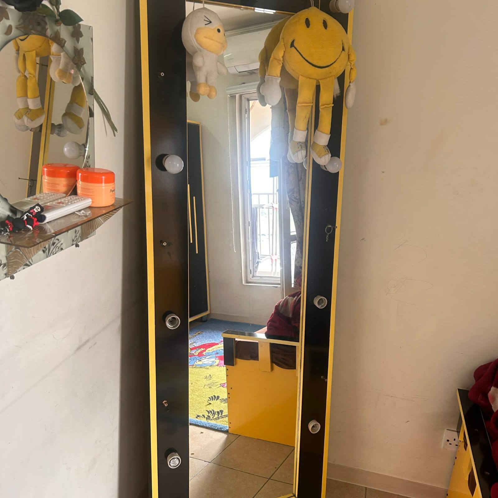 غرفه جدن نضيفه بيع سريع سعر 250 وبيهه مجال


**إذا كنت صاحب هذا الإعلان وتريد حذفه لأي سبب، رجاءا أرسل رسالة إلى الدعم الفني**