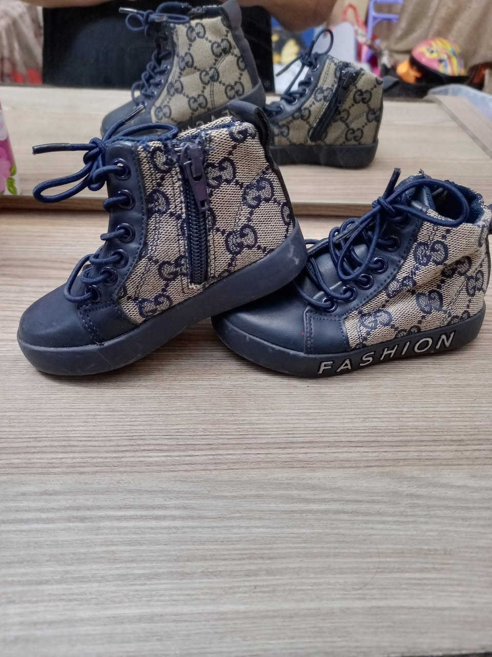 تتوفر شلعة احذية بالة ولادي وبناتي وكم قطعة محير القطعة بألف ونص 18 قطعة


**إذا كنت صاحب هذا الإعلان وتريد حذفه لأي سبب، رجاءا أرسل رسالة إلى الدعم الفني**