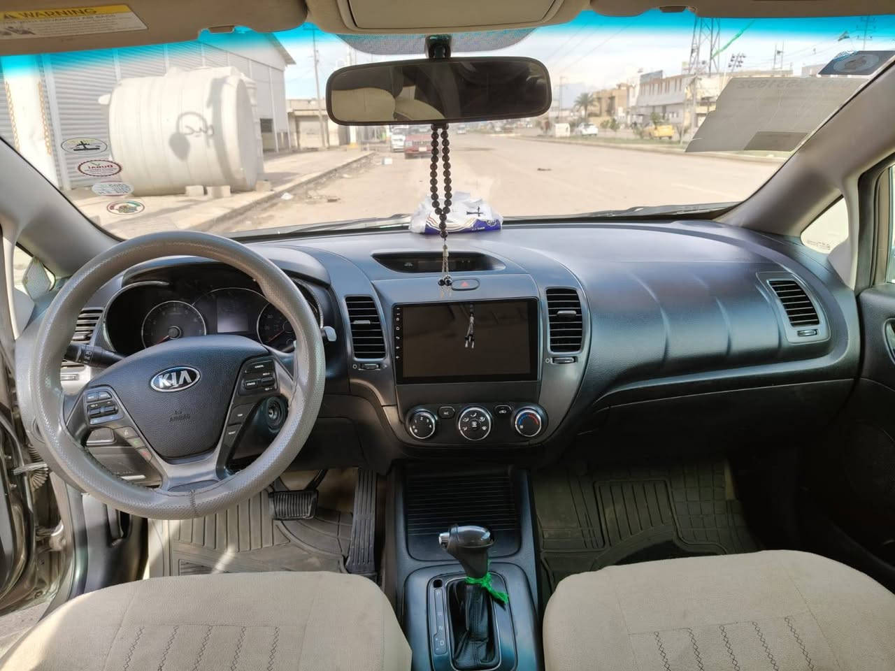 فورتي 2014 مكينه وكير تبريد جهز تبديل بنيد بدون دواخل بيه رشات صبغ سعر 90 للبيع فقط نتصل علا صاحب رقم ***********.   ذي قار غراف بغداد, العراق
