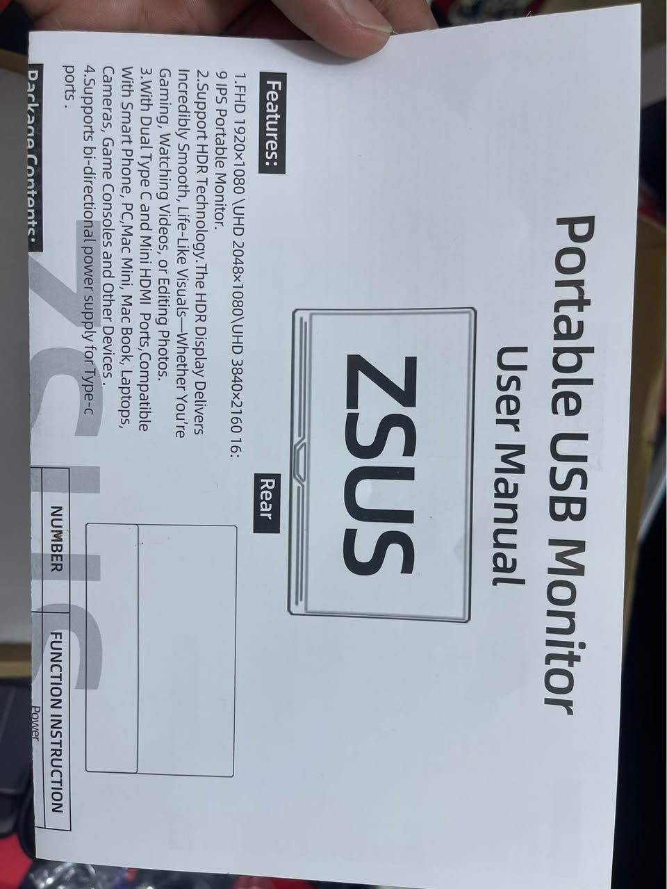 شاشة ZSUS  حجم 10 المحمولة هي شاشة عرض خارجية يمكن توصيلها بأجهزة الكمبيوتر، الهواتف، وأجهزة الألعاب، وتتميز بالموصفات التالية: 

الدقة: خيارات تصل إلى FHD 1920×1080 أو UHD 3840×2160 IPS.
التقنية: تدعم تقنية HDR لتوفير صور واقعية وسلسة. 
الاتصال: مزودة بمنافذ Dual Type C و Mini HDMI للتوافق مع مختلف الأجهزة. بغداد, العراق


**إذا كنت صاحب هذا الإعلان وتريد حذفه لأي سبب، رجاءا أرسل رسالة إلى الدعم الفني**