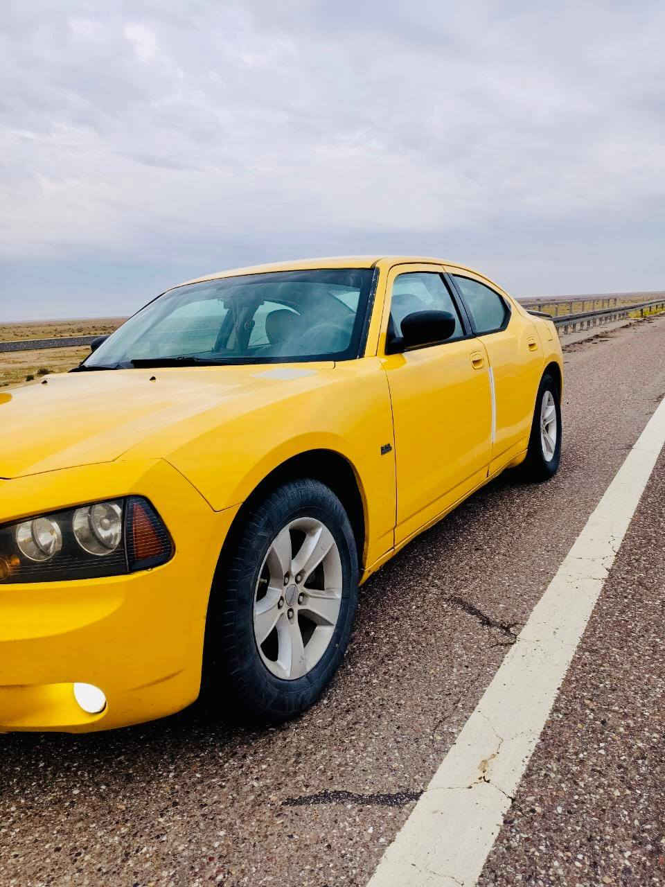 السلام عليكم للبيع او مراوس حسب القناعة

دوج جارجر sxt موديل 2009 اصل  رقم بغداد مواصفات تشغيل عن بعد حساسات خلفية تخم تأثير جديد مكينه كير تمام صدر 90% حادثها قبق جنطة تدفئة تبريد شغال داخلها حلو مرتب بيها خط رسمي بغداد كربلاء من كراج العلاوي إلى الكراج الموحد السعر 110 وبيها مجال
*********** - ***********
