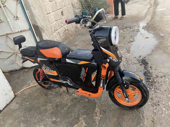 السلام عليكم شحن للبيع 5بطاريات عطلت 1 سعر 250 وبية مجال للطيبين مكاني الجزيرة رقمي ***********
