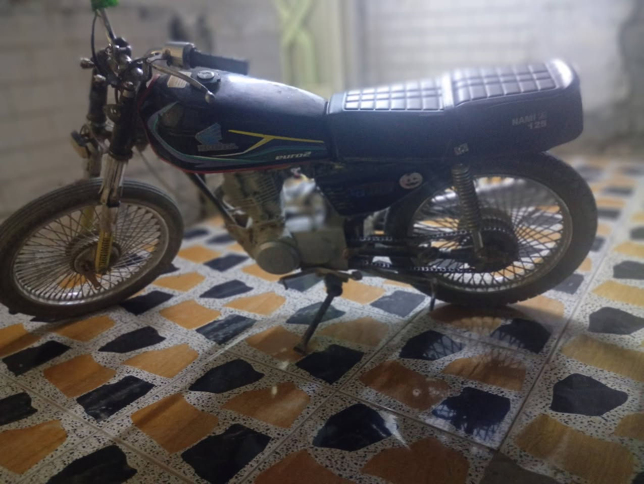 دراجه كلك
200
وبيه مجال للطيبين


**إذا كنت صاحب هذا الإعلان وتريد حذفه لأي سبب، رجاءا أرسل رسالة إلى الدعم الفني**