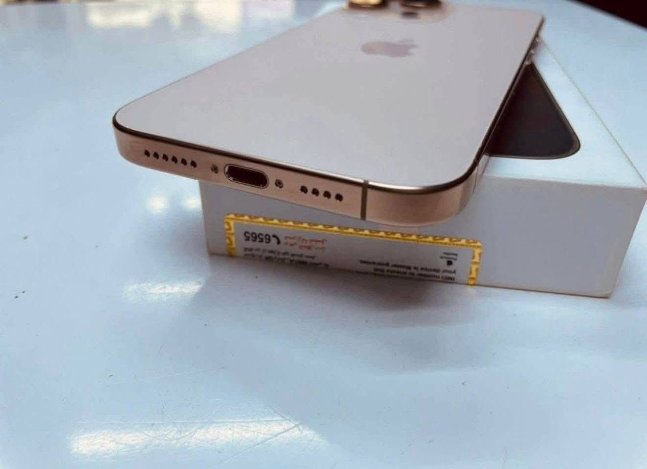 السلام عليكم 
عندي 16 برو ماكس 
ماستر شرق اوسط 
ذاكره 256
بطاريه 94
مكفول الجهاز 
اريده مرواس ويا 17 برو ماكس وانطي فرق 
بغداد او ديالى


**إذا كنت صاحب هذا الإعلان وتريد حذفه لأي سبب، رجاءا أرسل رسالة إلى الدعم الفني**