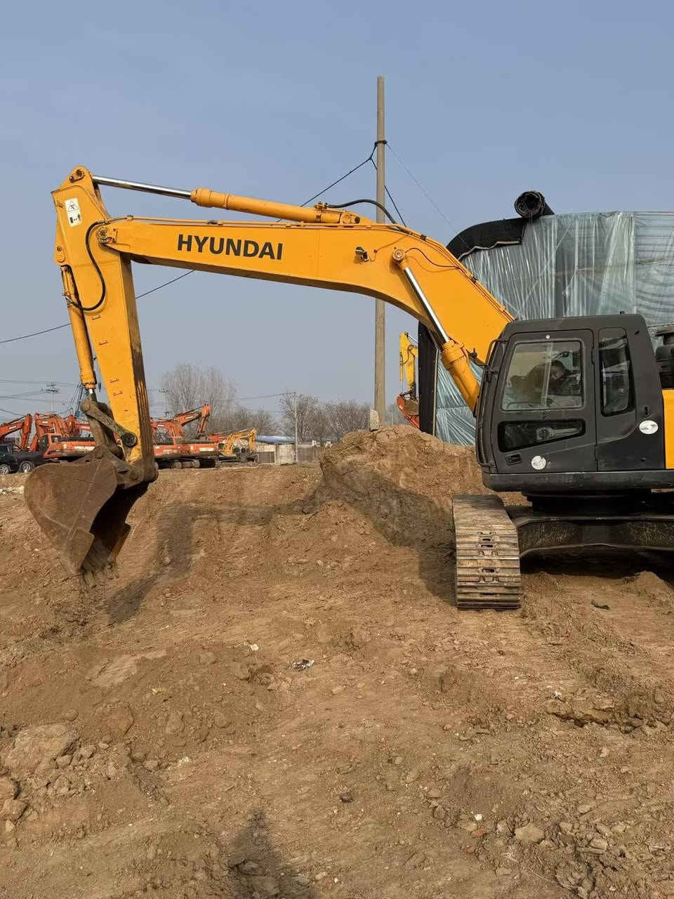 Premium Hyundai 320LC-7 for sale


**إذا كنت صاحب هذا الإعلان وتريد حذفه لأي سبب، رجاءا أرسل رسالة إلى الدعم الفني**