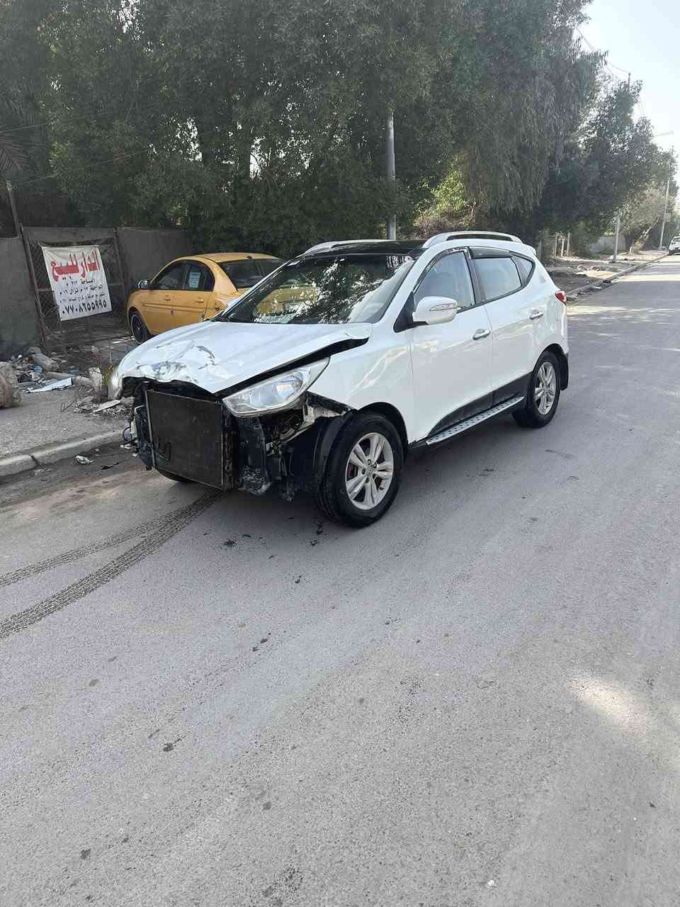 سلام عليكم لبيع توسان موديل ٢٠١٢ رقم بغداد تحويل مباشر سيارة عله حادثهه مثل صور سعرهه ٨٥ شغاله وتمشي مكان سيارة بغداد استفسار ***********
