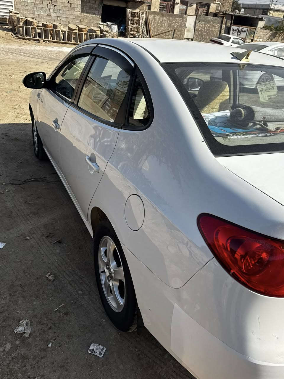 السلام عليكم النترا لبيع موديل 11سيارة بيه بارد الجاملغ الأمامي فقط رقم سليمانية سيارة تخم تاير محرك كير كفالة تبريد سيارة جاهزة من كلشي 
السعر 120بيه مجال بسيط 
العنوان بابل جبله 
هاتف ***********
***********
