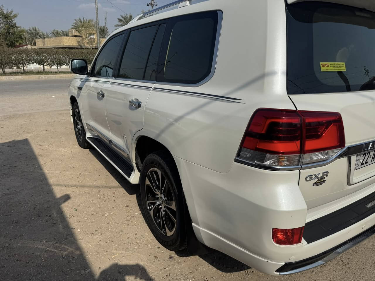 السلام عليكم للبيع لاندكروز موديل 2017 فول مواصفات خليجية ساز سيارة جاهزة من كل شي كير مكينه 6 سلندر مكفولات تخم تاير دنلوب ياباني باتري حداديه جديده ادامه كامله رقم أربيل باسمي وبيها باج تظليل 80‎%‎
بصمه
فتحه@
كشنات جلد كهرباء3 حركات
3 شاشات
4 كامرت
دواسات ليزريه
اشاير لكزز
اشاير بلمري 
مري شفط 
مري تصعدوتنزل مع البك
بيها تبديل جاملغ بلادي وصبغ ربع البنيد
مكانها بابل المسيب السعر 409 
للاتصال. ***********
