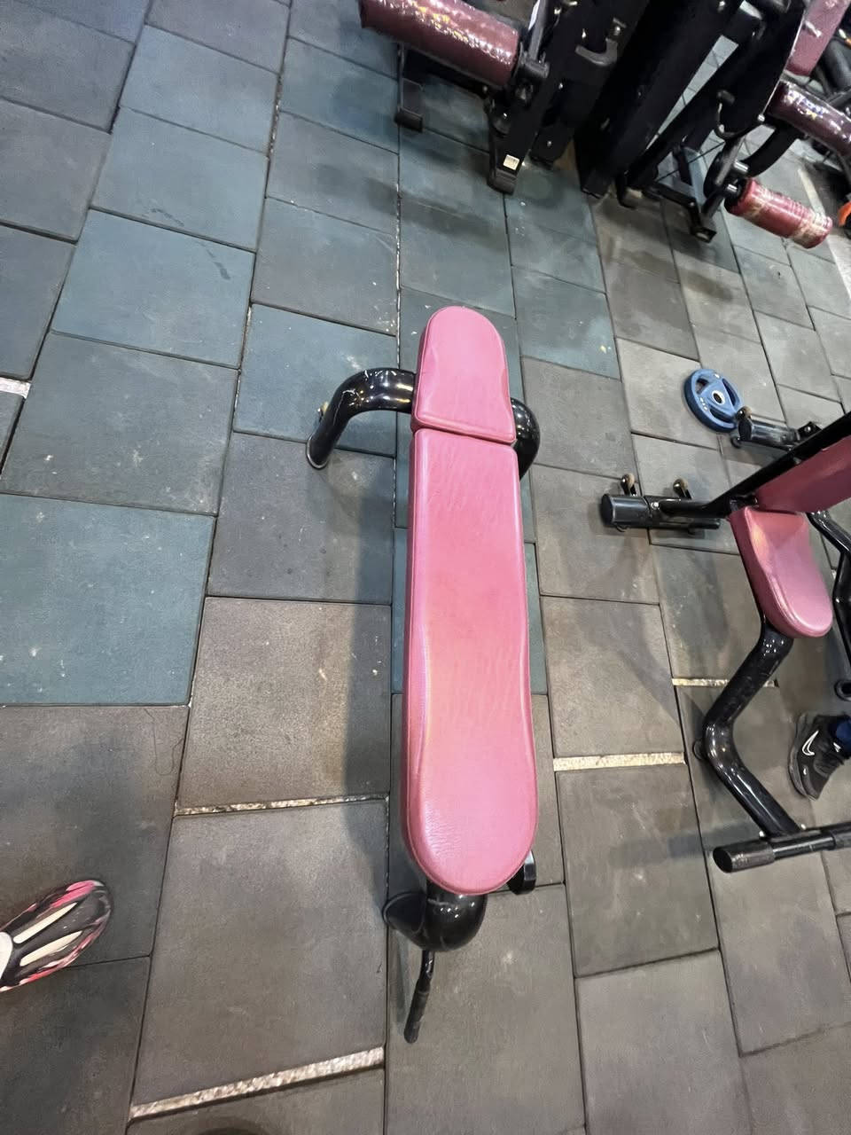 السلام عليكم موجود أجهزه مستعمله مصطبات وأجهزه معده وبايسكلات ومصطبات كيل  وتعلاكات وزن للبيع 
***********
***********
الاتصال
