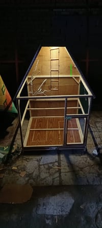 قفص بلابل • ارتفاع ٦٥سم • الديوانية حي العسكري