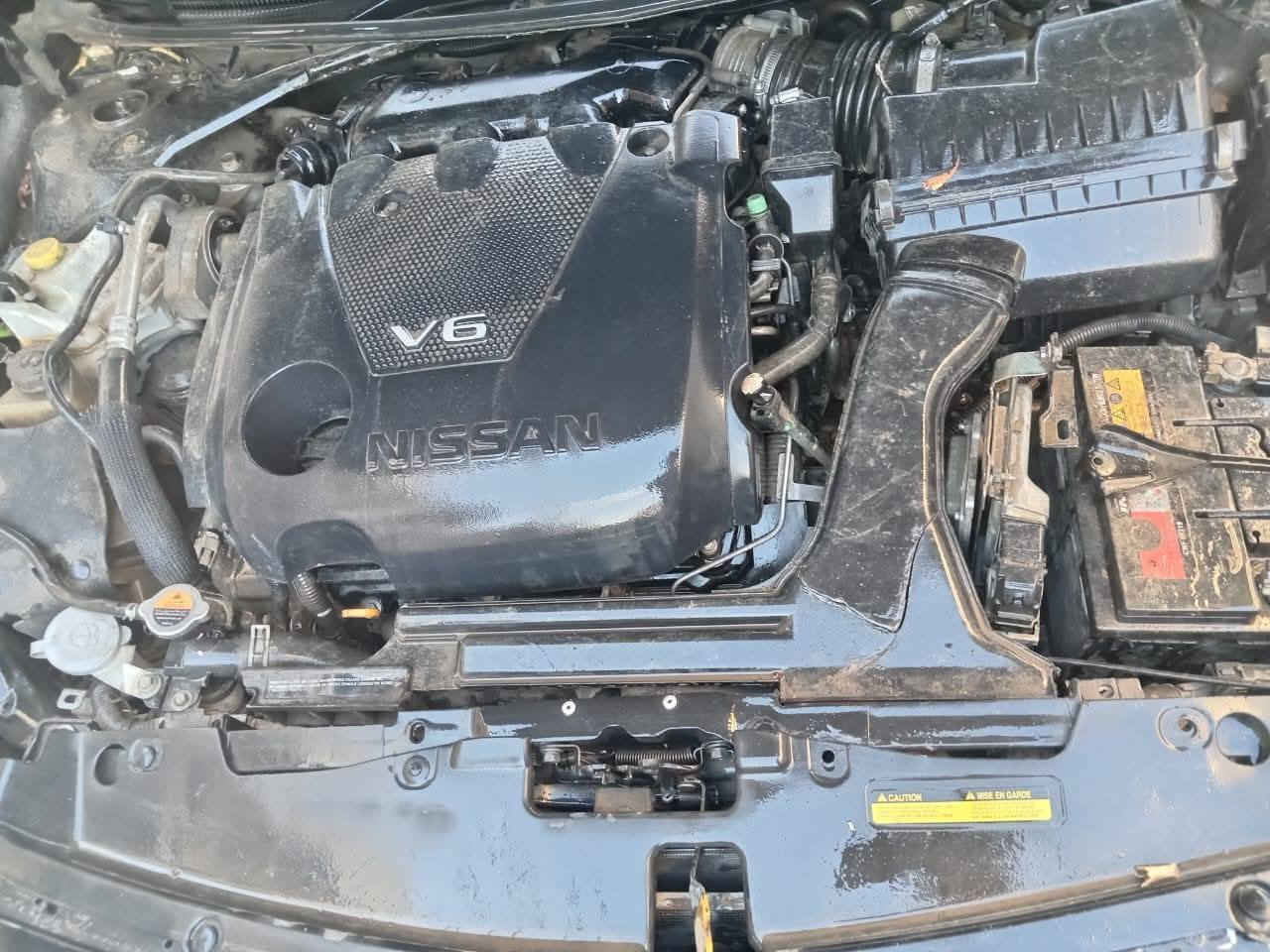 نيسان مكسيما ٢٠١٧ أعلى فئه sr باسمي استخدام شخصي بيها كير فقط (زنجيل+ ضاغطات) ٧٥ورقه قفل. الهاتف ***********
