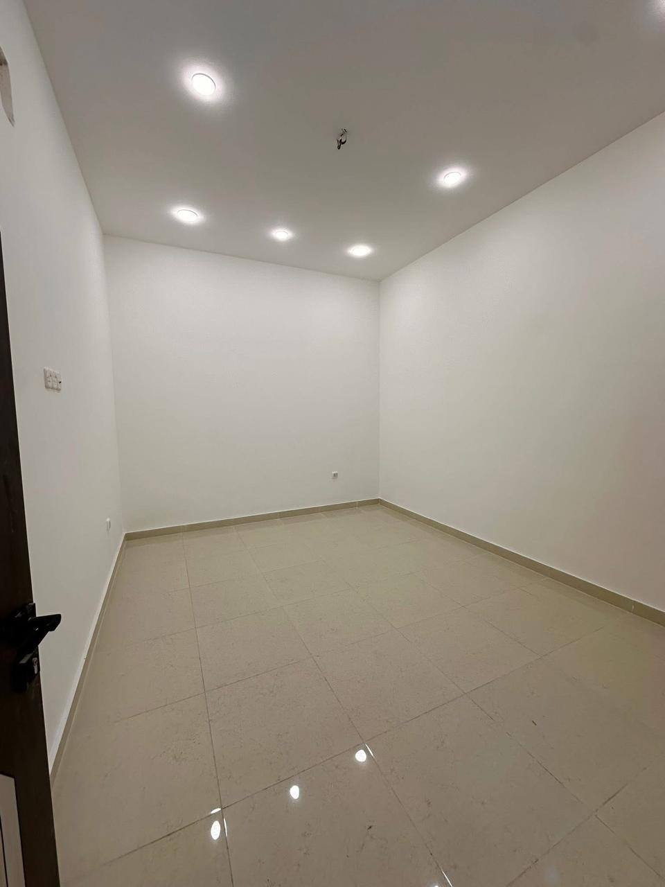 للايجار  شقق مودرن عدد 2 في السيديه ☑️
كل شقه تحتوي ع غرفتين نوم وصاله ومطبخ وخدمات ومنور 

الطابق الارضي ب800 الف قفل☑️

الطابق الثاني ب700 الف قفل ☑️

الموقع قرب التجاري📍

______________________________________

للأستفسار اكثر تفضلو بزياره مكتب الطائي للعقار 💎

السيديه شارع المركز عماره شركه السراب للمطابخ ✔️

او الأستفسار ع الارقام ادناه 📞↘️↘️ (متوفر واتساب )📌🔛

***********
