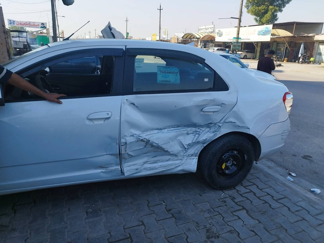 شوفرليت كوبلت 2016
7300$
الحادث موضح بالصورة 
تبديل باب وصبغ جزء من الجاملغ  وباب السايق بارد
الداخل نضيف كير محرك 
سنويه 28 هزة لشهر9
السيارة بالنجف 
***********اتصال او واتساب
