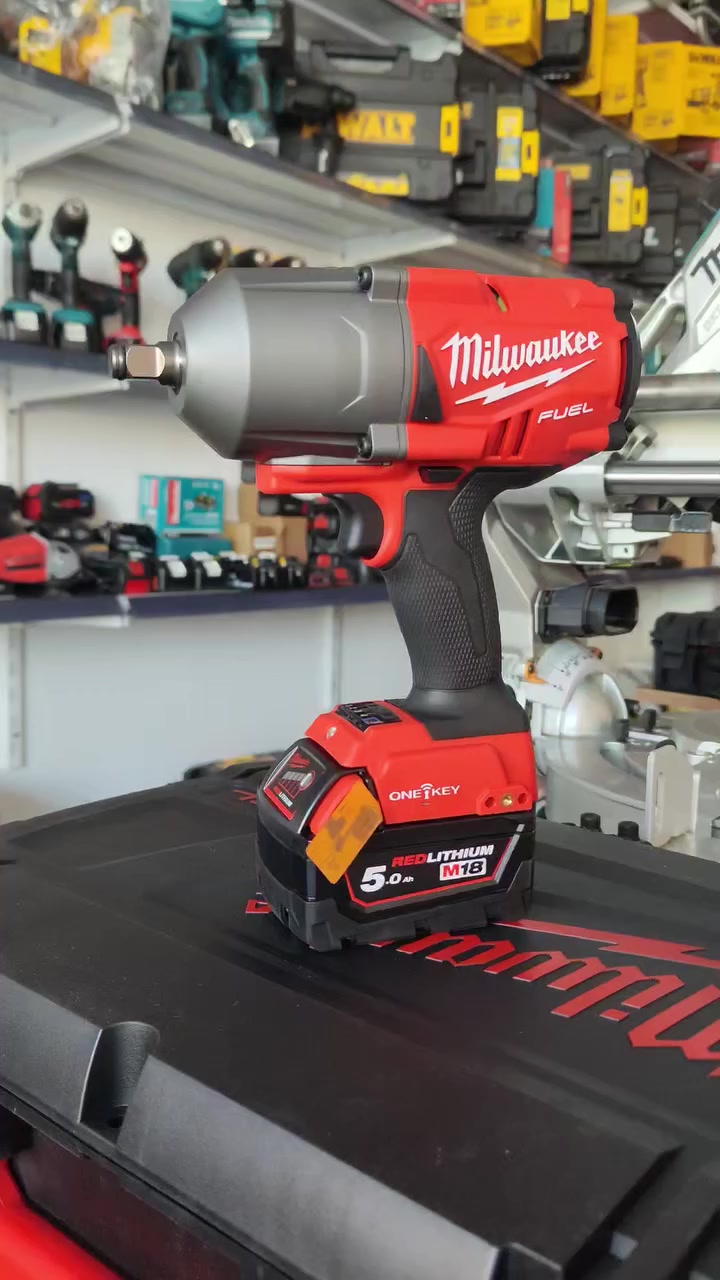 دریل لقمە میلواکی 1898نیوتن فیول برشلس بلوتوث ،فارغ للبیع،لوک جدید
سعر 285دولار فارغ بدون باتری وشاحن
***********
