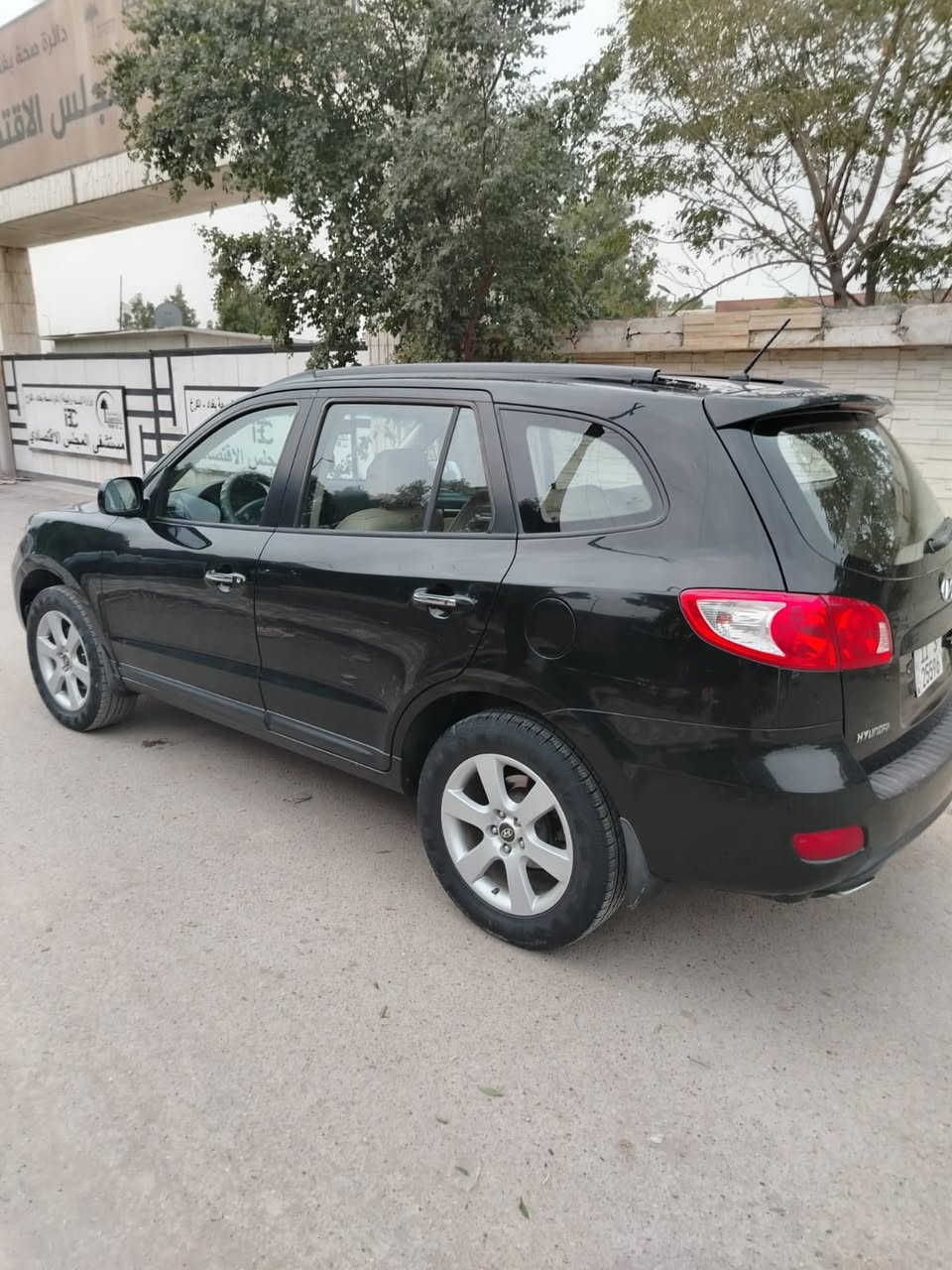 سلام عليكم كيا سنتافي موديل 9خليج سيارة مال جناي بيها قطعتين صبغ بدون دواخل رقم بغداد دولي ماشية 130 محرك 6 عنوان بغداد تقاطع دروس سعر 110 وبيهه مجال شي قليل حك جيه ***********
