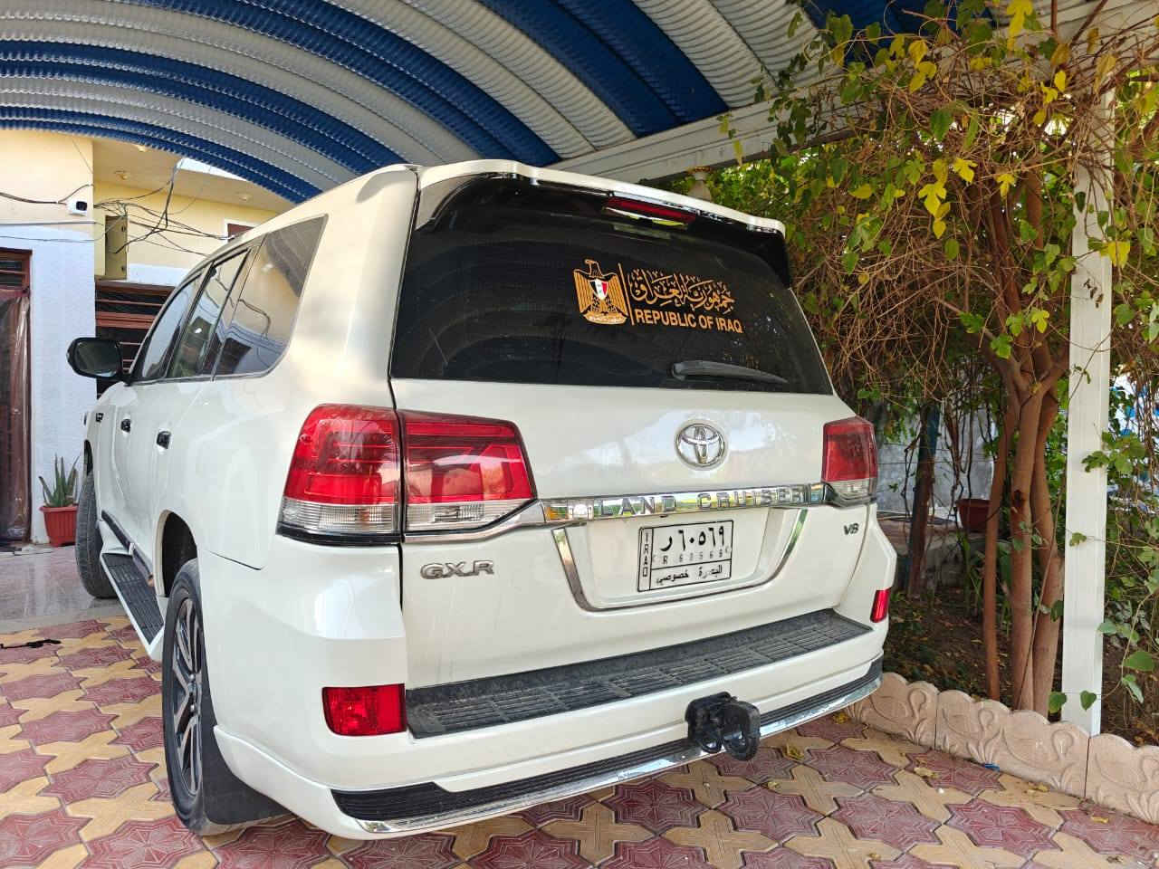 سلام عليكم للبيع لاندكروز كاز موديل ٩ محدث ٢١داخل وخارج 
مصبوقه حزام ابيع صبق عام مكفوله تجيه وكلبه 
كير محرك جدد دواخل جديده تخم تاير تبريد ثلج حداديه جديده مكان سياره كربلاء اسعر ١٩٥ بيع سريع مكان سياره كربلاء 
التصال ***********
