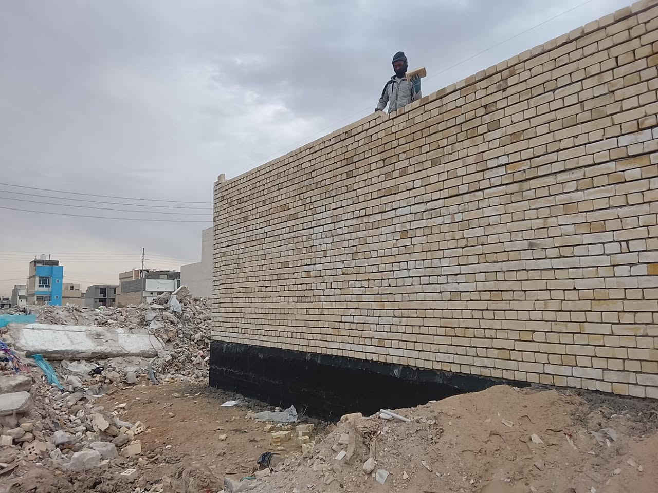 السلام عليكم بنه متفرغ حالين شغل درجه اولى التزام بلعمل الاستفسار هاذا ***********الله يرزق الجميع
