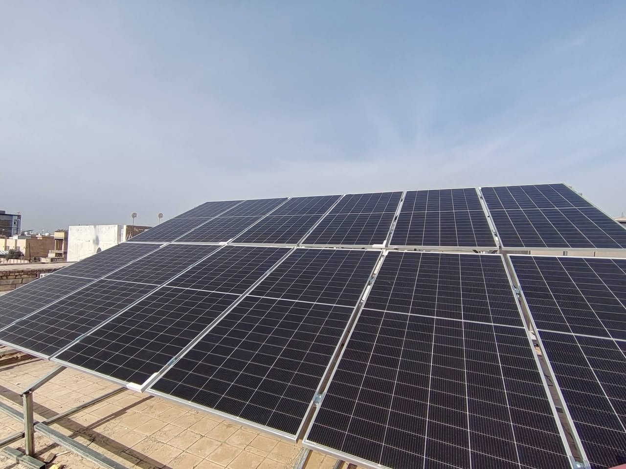 تم الانتهاء من تجهيز منزل في حي الجزائر
 بمنضومه طاقه شمسيه بمقدار 20A نهاري ليلي لمده 4ساعه بالاعتماد على 
1-انفيرتر من ماركه Deye 6kw ip65 ضمان 5سنه 
2-بطاريه 16kw 51v عدد 2 ضمان 5سنه 
3-الواح 600w عدد 12 ضمان 13 سنه 
للحجز و الاستفسار تواصل واتساب
قسم الصيانه/***********
قسم المبيعات/***********
