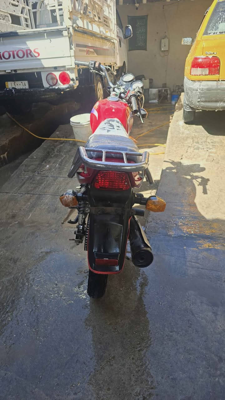 دراجة دايوان 2018 لون احمر اوراق اصولي مكينة مفتوحة مرة واحدة كهربائيات هندر وسلف فول الدراجة التواصل ع الخاص كربلاء, العراق


**إذا كنت صاحب هذا الإعلان وتريد حذفه لأي سبب، رجاءا أرسل رسالة إلى الدعم الفني**