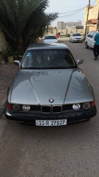 بي إم 735i • ١٩٩١ • فتحة