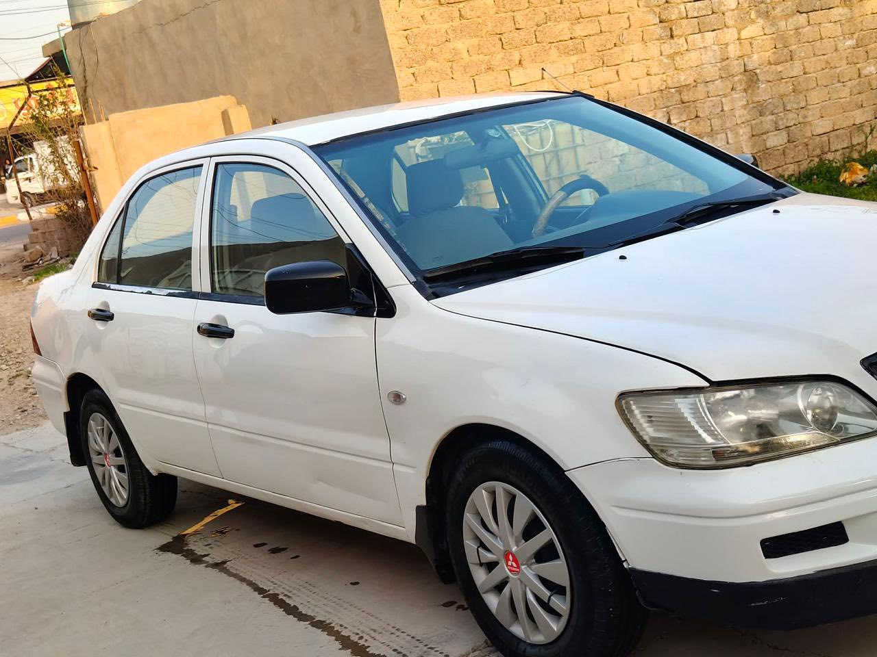 السلام عليكم للبيع مسوبيشي لنسر موديل 2002كير اوتماتيك محرك صدر كهرباىيات كير تايرات كلها شرط تبريد شغال السياره بيها 4 قطع رقم بغداد مشروع وطني السنويه نافذه 2027 شرط التحويل السعر المطلوب 52 $ وبيها مجال مكان السياره صلاح الدين العلم رقم صاحبها 
***********
***********
