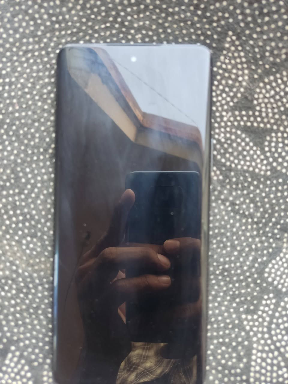 هونر 9x b جهاز مامفتوح علشرط هوه وكارتونه مستعجل علا بيعته 235  رقمي ***********

