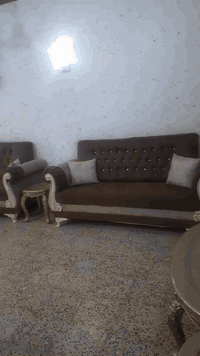 السلام عليكم بيت للبيع ٢٠٠ متر قاطين ابو غريب حي شهداء فرع مطعم القمه ***********  بي وتساب
