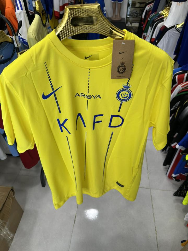 واسط الحفريه /قرب أسواق ليث فالح / ***********امزون +تجهيزات رياضيه
