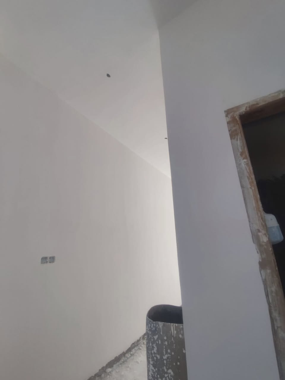 مستقبل البصرة العمراني يُبنى بأيدينا. 🏗️
لأصحاب المشاريع الكبرى والمدن الاستثمارية في محافظتنا العزيزة، نحن لا نُقدم خدمة فقط، بل نقدم "التميز" الذي تبحثون عنه. 💯💯
هل تبحث عن معادلة (سرعة التنفيذ + دقة الإنجاز)؟
نحن واجهتكم الأولى. كادرنا المتخصص في أعمال اللبخ والديكورات مستعد تماماً لتنفيذ أضخم المشاريع، مع ضمان الالتزام بالمعايير العالمية والمواصفات الطبية الدقيقة، واللمسات المعمارية الحديثة.
منشآتكم تستحق الأفضل:
🏥 مستشفيات ومراكز صحية بمواصفات طبية دقيقة.
🎓 جامعات ومدارس بلمسات عمرانية حديثة تحفز على الإبداع.
🏨 مجمعات سكنية وبنايات استثمارية ضخمة تليق بطموحكم.
شعارنا الثابت: 💎 جودة تليق باسمكم، والتزام يبني الثقة. 💎
نحن نمتلك القدرة البشرية والفنية، ولسنا مجرد كادر، بل شركاء نجاح نجيد إدارة المساحات الكبرى في وقت قياسي.

للاستفسار يرجى الاتصال بنا عبر الواتساب:📞***********
