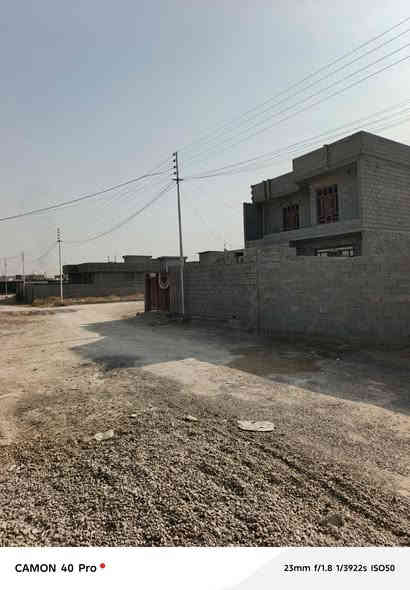 للبيع بيت عقد  في حي المختار قرب جامع عبد السلام البياتي م 250متر يتكون من 4غرف نوم صاله2فوك وجوه واستقبال 
ومطبخ مي وجاري كامل صبه ارضيه كامل نقصه كهربائيات وبياض السعر 45وبيه مجال 
***********واتس 
***********واتس
