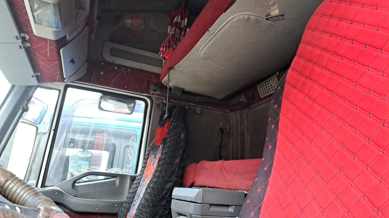 سياره للبيع افيكو ستارلس صهريج گدام العين موديل 2003 سياره بسمي شرط تحويل سياره جاهزة من كلشي تراي البصره التانكي دناگير صيني فتحتهن شحمتهن ودكيت بنزات وما طلعت بيها لأ صرف ولا نفخ شرط انطيك گير ومكينه +طخم تاير جديد للرأس وزوجين جديد للتانكي +تصريح أمني بل سياره عضم 
السعر: 175$ 
التواصل على رقم الهاتف وبي واتس 
***********
