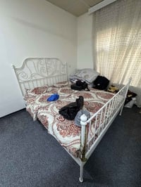 سرير ايكيا • مرتبة جيدة • سليماني