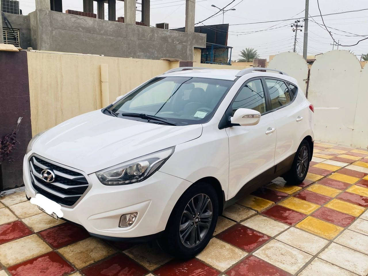 سلام عليكم للبيع توسان خليجي موديل ٢٠١٤ رقم بابل بيها صبغ ٤ قطع فقط بدون تبديل سيارة جاهزه من كلشي السعر ١٢٥ وبيها مجال اتصال ***********
