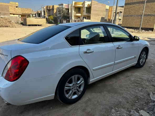 سلام عليكم 
رينو سافران ٢٠١١ سياره مكفوله جديده 
سعر ١١٨$
بيه مجال للشراي
موبايل ***********
