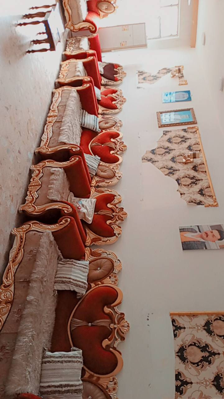 السلام عليكم تخم رائسي للبيع العدد 2 نفس الشي واضح بتصوير السعر مليون وربع  العنوان الزعفرانية  الوليد ***********
