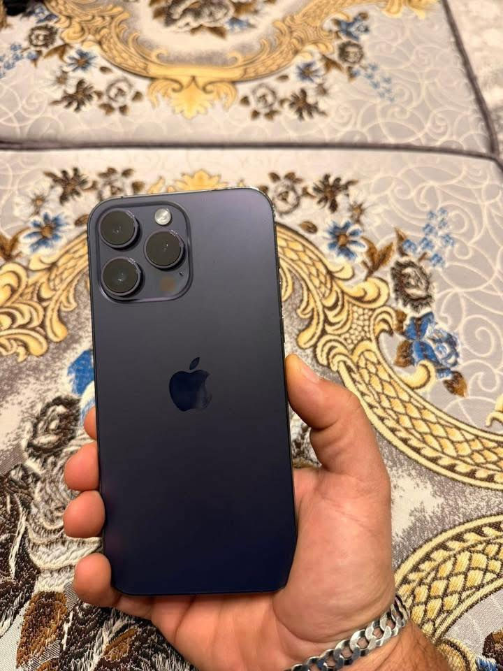 سلامعليكم اخوان عدي ١٦ برو ماكس ذاكره ٢٥٦ بطاريه ٩٢ عدد الدورات ٣٦٢ للمعلومه اني دائمن بره فا فاتح بيانات وشحن بسياره علمود هاذه صاير بي نزول شاشه مبدله بدلته ب٣٥٠ ومفطور اشويه شيي كولش قليل من ركن ممئثر ع شاشه بس كلاس للبيع او اراوس ويا١٤ بس كون مامفتوح


**إذا كنت صاحب هذا الإعلان وتريد حذفه لأي سبب، رجاءا أرسل رسالة إلى الدعم الفني**