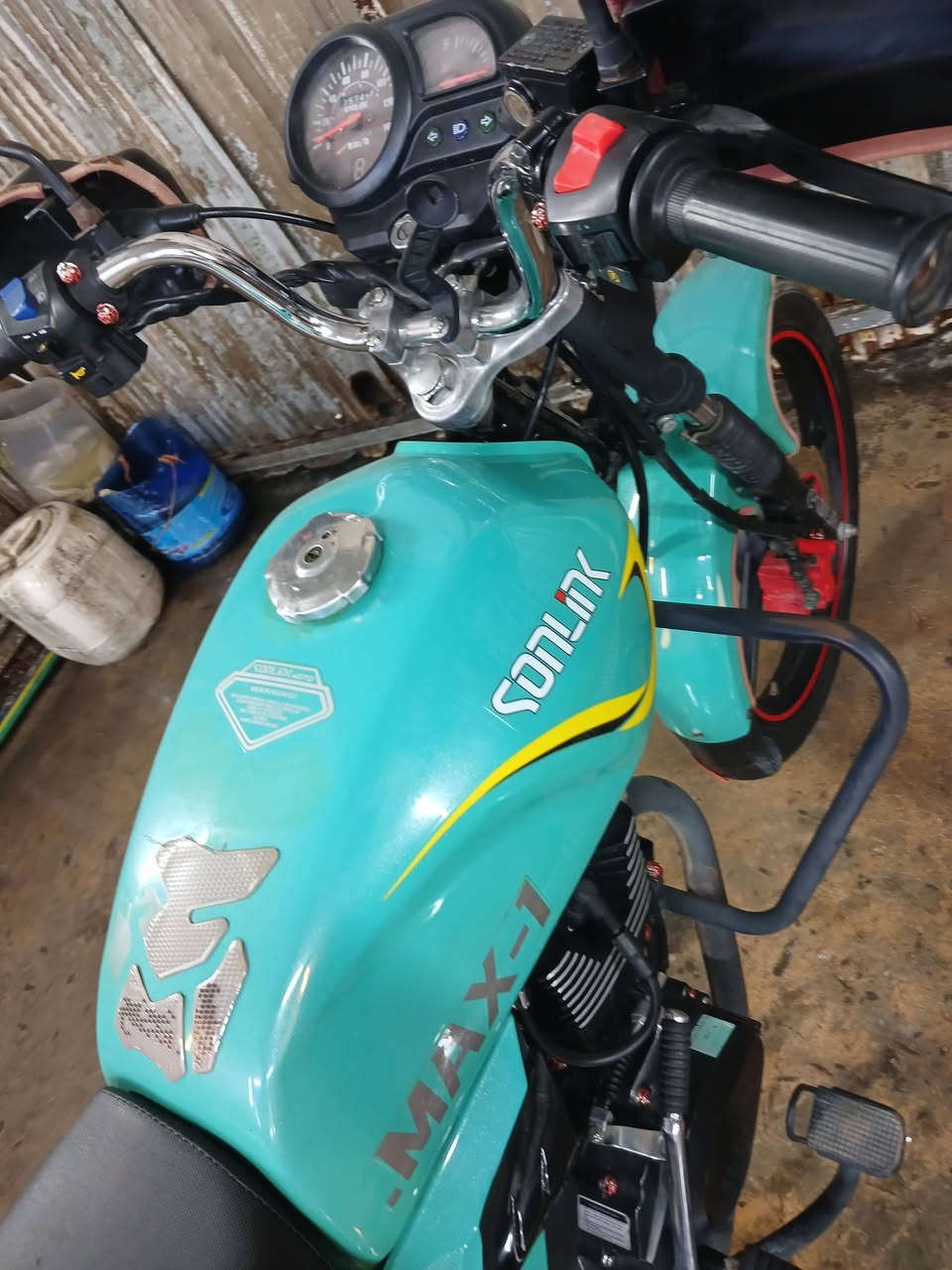 دراجه للبيع 2025موديلها مكفوله السعر 550ألف واتس ***********
