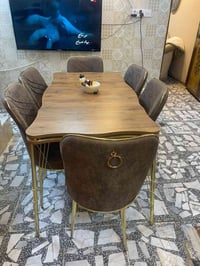 طاولة طعام • ٦ كراسي • الحريه