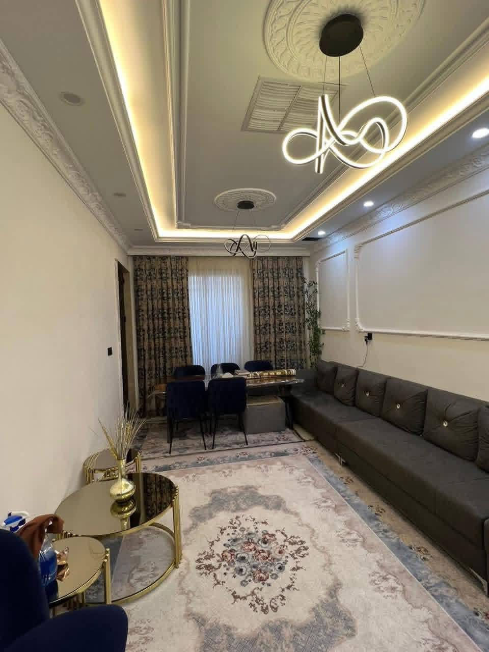 بيت للبيع  في اربيل حي قربو 
مساحه 125م طابوو 
شارع 15متر قريب شارع رئيسي 
بيت يتكون 4 غرفه نوم
استقبال 
صالة 
مطبخ 

***********
***********
