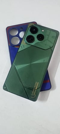 تكنو بوفه6 برو 5G الذاكره 256 الجهاز مال العاب قوي الجهاز نظيف للبيع ا...