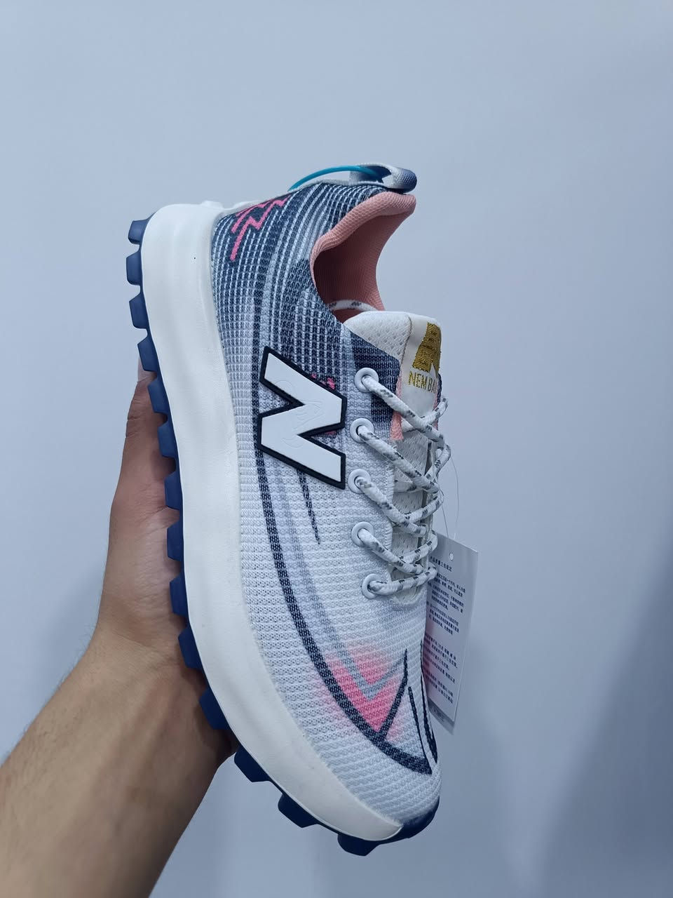 سعر القطعة 13,000
سعر القطعتين 25,000
سعر3قطع ب38,000
سعر 4 قطع 50,000
سعر 5قطع ب60,000
القياسات (من41الى45)
الموديل فول خفيف وطبي 
الطركة فوم طبي 
يوجد توصيل لكل محافظات العراق 
3,000 لفترة محدودة 
الكمية قليلة 
كل الي عليك تراسلني وتكتبلي القياس الي تلبسة وادزلك الالوان الموجودة بقياسك 
العنوان : الانبار_ الصقلاوية _ الشهداء الثانية 
للتواصل 
***********
