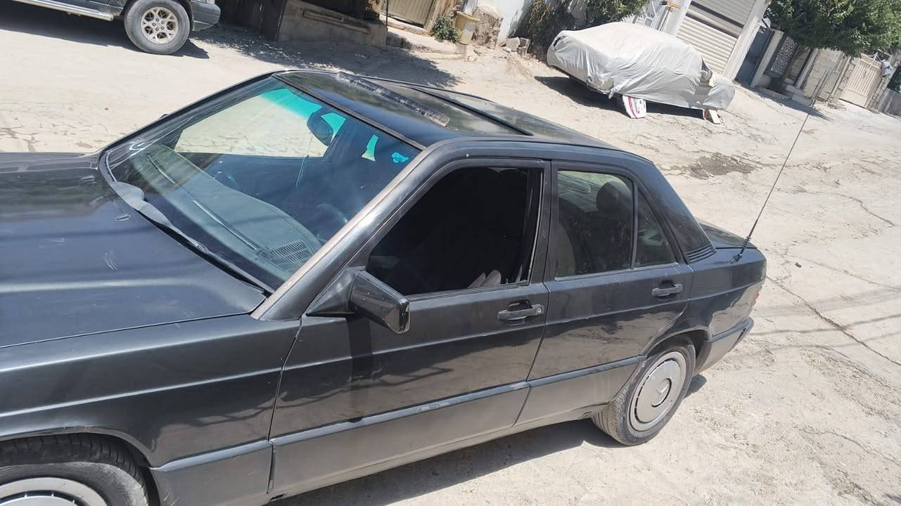 ماسليس 1993گيرو مكينه.بيلاد.4بستؤن.به رانه.و وارگران.به.شه.رته.گيرتؤماتيك.كارابايه.تو.ته.قه.وراقه.به.شه.رت*********** أربيل, العراق
