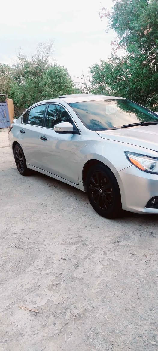 فول مواصفات بيها قطعه وحده جامرلغ أمامي بدون دواخل وبيها بارد سياره فول محرك كير كله بلادي بصمه كشنات كهرباء تتفئه تتفئه ستيرن رادار كشنات جلد هوايه بيها مواصفات مراوس فقط مراوس فئه على منها حتى لو بيها ٣ قطه بسمي رقم سليمانيه بغداد, العراق


**إذا كنت صاحب هذا الإعلان وتريد حذفه لأي سبب، رجاءا أرسل رسالة إلى الدعم الفني**