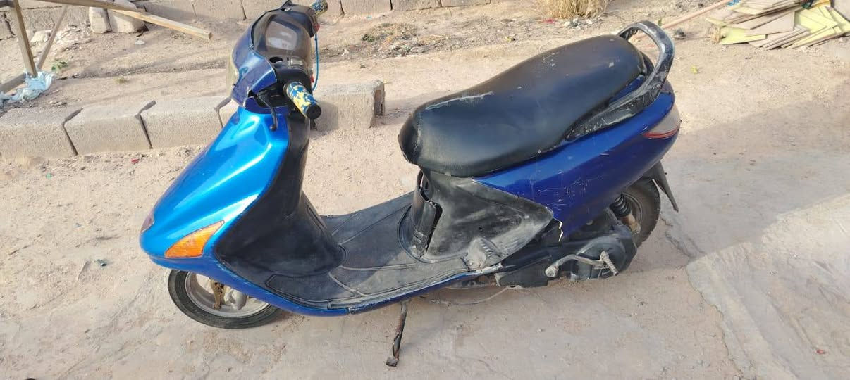 للبيع فراشه كايمه بس شغاله من كلشي سلف جديد دبلات جدد باتري جديد كهربائيات شغاله السعر225وبيها مجال قليل الرقم *********** وتساب العنوان خور الزبير
