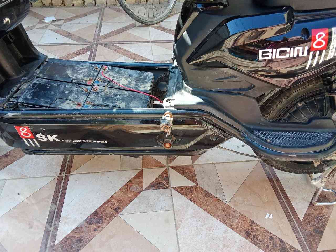 #للبيع دراجه شحن SK8 جديده استعمال شهر  مانقصها شي 
الشراي الاتصال #على  رقم تالي ***********
