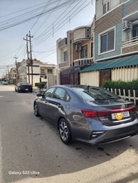 فورتي موديل ٢٠٢١رقم بغداد بسمي رقم وهزه جديده ماشيه ٤٠ كير ومحرك وتبري...
