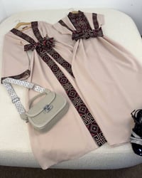 ملابس • توصيل مجاني